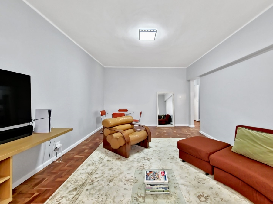 1 Bedroom Property for Sale in Sea Point Western Cape